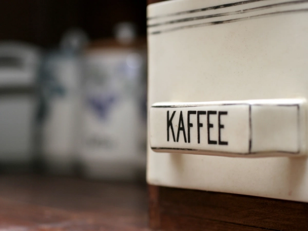 Kann Kaffee schlecht werden? - Kann Kaffee schlecht werden? Haltbarkeit & Röstdatum erklärt | SCHNEID-KAFFEE