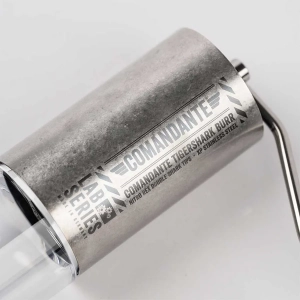 Comandante Handkaffeemühle C40 LAB Serie Tigershark